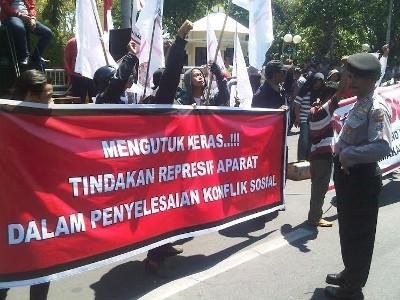 Massa Dolly Berdemo Lagi, Tuntut Tersangka Kericuhan Dibebaskan
