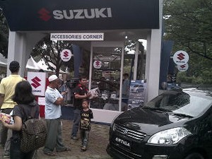 Tukar Mobil Lama dengan Mobil Baru Suzuki di POMS