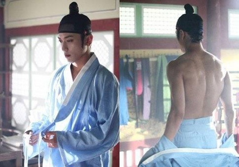 Punggung Berotot Yonghwa CNBlue di Drama The Three Musketeers