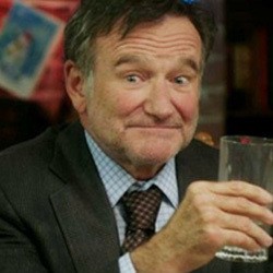 Merry Friggin Christmas, Salah Satu Film Robin Williams yang Belum Rilis