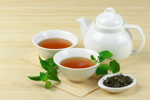 Gelisah dan Stres? Atasi dengan Minum Secangkir Susu atau Teh