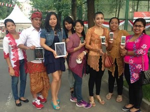 Melihat Gaya TKI Terapi Spa di Moskow Rayakan Hut ke-69 RI