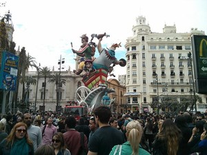 Gadis Cantik Spanyol & Festival Api di Valencia
