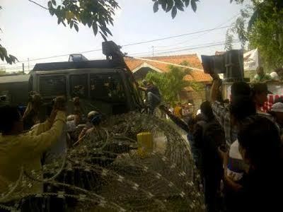 Komnas HAM Selidiki Kericuhan Polisi dan Pendemo di Kantor KPU Jatim