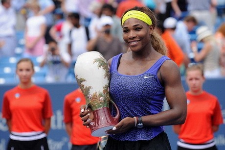 Kalahkan Ivanovic, Serena Juara
