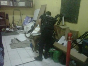 Polisi dan BNNP Temukan 3,6 Kg Ganja dalam Penggeledahan di Unas Hari Ini