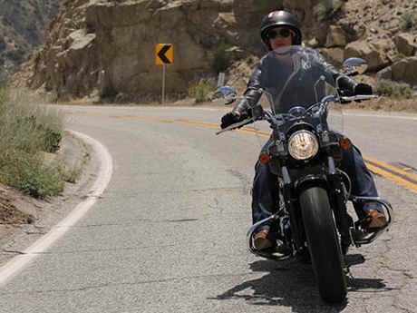 Predikat The First American Motorcycle Jadi Senjata Indian