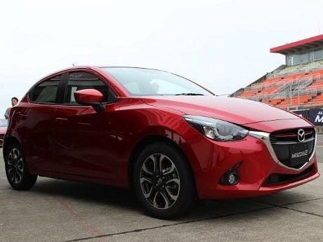Mazda2 Tak Lagi Kembarannya Ford Fiesta