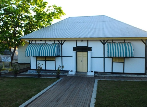 Bertamu ke Rumah Pengasingan Soekarno di Ende, Flores