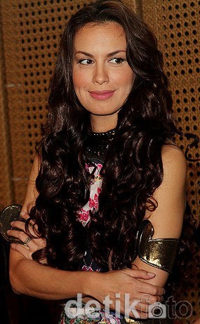 Sophia Mueller Gabung di Kursi Juri IMB 2014