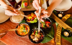 Sering Makan di Restoran Bisa Sebabkan Obesitas