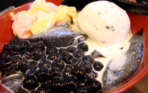 Hong Tang: Segar Dingin Semangkuk Dessert Khas Taiwan