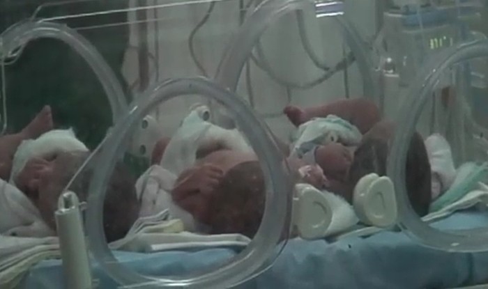 Perempuan di Aceh Lahirkan Bayi Kembar 3 saat Bepergian ke Luar Kota