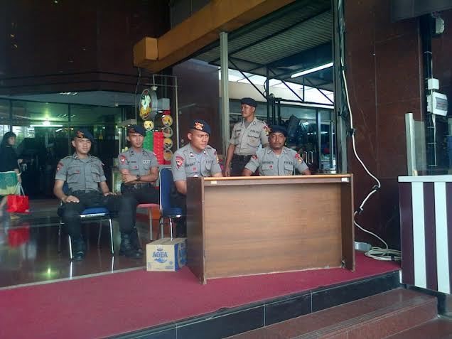 Polisi Jaga ITC Mangga Dua