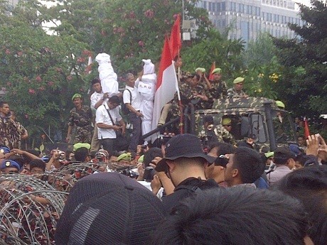 Massa Prabowo-Hatta Klaim Aksinya Tak akan Anarkis