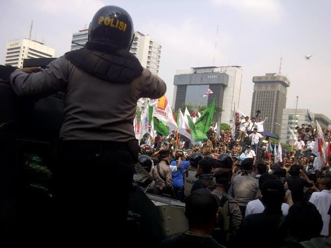 Polisi Negosiasi Lagi dengan Massa Prabowo yang Kembali Demo