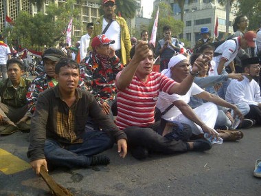 Tidak menyerah, Pendukung Prabowo-Hatta Kembali Berunjuk Rasa