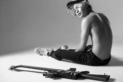 ACE: Pembuktian si Dancing Machine Taemin sebagai Penyanyi Solo