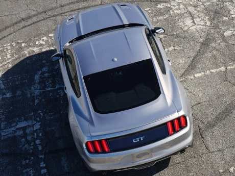 Ford Mustang Tambah Gigi