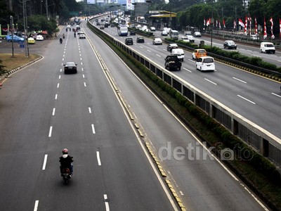 Jelang Pengumuman MK, Tol Dalam Kota Sepi