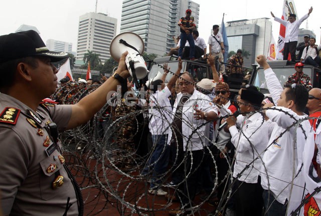 Ramai Demo di MK, Karyawan Pertamina Pulang Tapi PLN Tetap Kerja