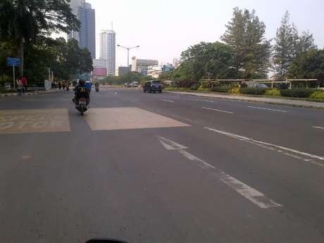 Ada Konvoi Massa Prabowo ke MK, Pengunjung Mal Ini Anjlok 50%