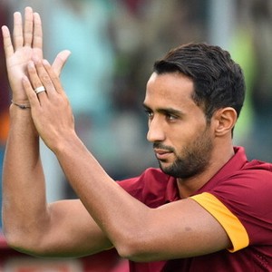 Bayern Dikaitkan dengan Benatia, Pep Tak Mau Komentar