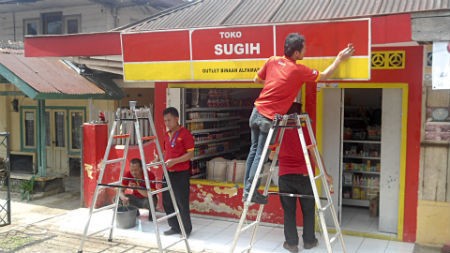 Alfamart Menjalankan Program Warung Binaan di sekitar Toko