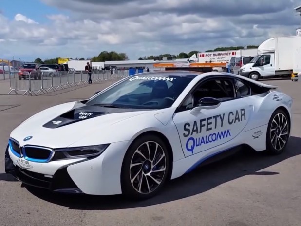 Safety Car Hybrid Pertama di Dunia