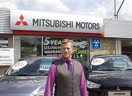 Salesman Mobil yang Baik Hati