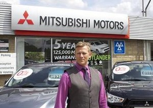 Salesman Mobil yang Baik Hati