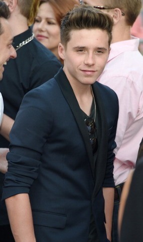 Ini Aksi Brooklyn Beckham di Panggung Hiburan dan Olahraga