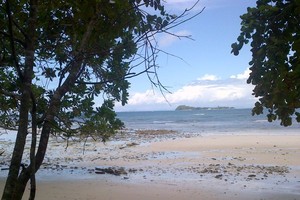 Pantai Waiwo di Raja Ampat, Cantiknya Bukan Main!