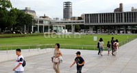 Di gedung inilah berbagai diorama dan benda-benda yang hancur akibat ledakan bom disimpan.