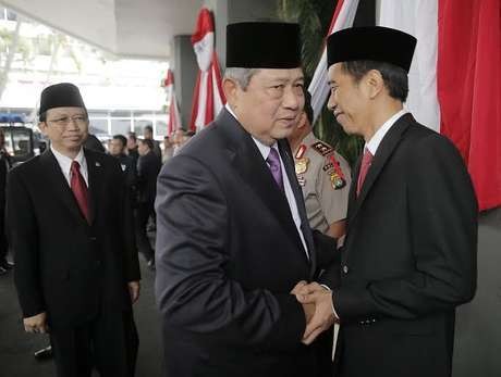 Kick Off Tim Transisi Tunggu Pertemuan SBY dan Jokowi