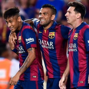 Alves Optimistis dengan Evolusi Barca di Tangan Enrique