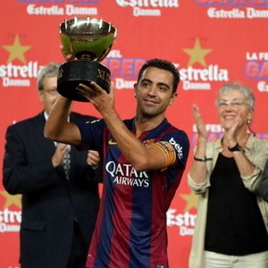 Xavi: Barca Harus Raih Minimal Satu Trofi Musim Ini