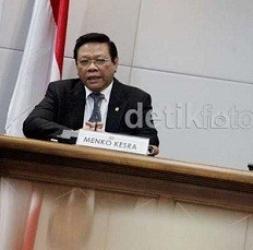 Akhiri Pidato di Sail Raja Ampat, Agung Laksono Puji SBY Lewat Pantun
