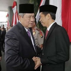 SBY dan Jokowi Diminta Segera Bertemu Bahas Subsidi BBM