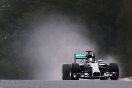 Gagal  Pole, Hamilton Salahkan Rem