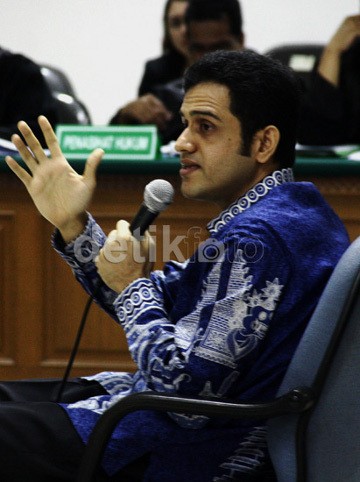 Nazar Dikawal 2 Brimob Senjata Lengkap Saat Bersaksi untuk Anas