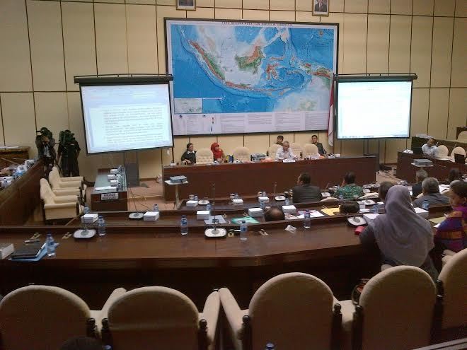 Rapat Hanya 40 Menit, DPR Sahkan Laporan Anggaran KPU 2013