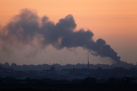 Serangan Udara Israel Tewaskan Pejabat Keuangan Hamas