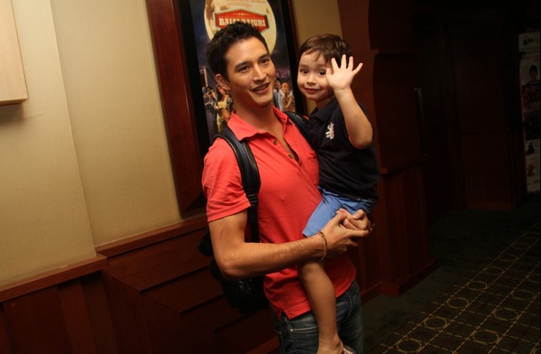 Kenzou Leon Blezynski Lewis, 3,5 Tahun, Lelaki