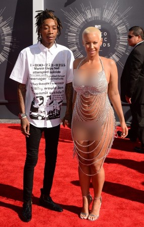 Hadiri MTV VMA, Amber Rose Pamer Bra dan Underwear