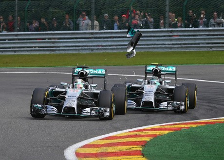 Bos Mercedes: Rosberg Bukan Sengaja Senggol Hamilton, tapi...