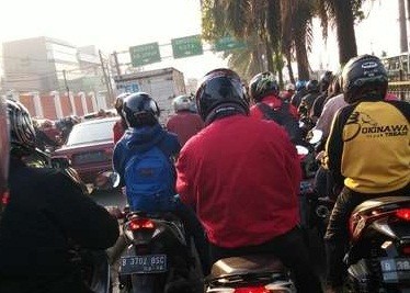Imbas TransJ Mogok, Lalin Daan Mogot Arah Kota Padat Hingga 5 Km