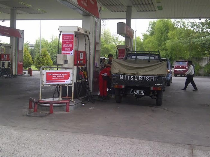 Premium dan Solar di SPBU Jalan Pemuda Jakarta Habis