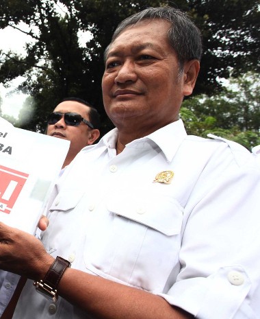 Kondisi Kritis, Tokoh dan Kader Gerindra Jenguk Suhardi di RSPP