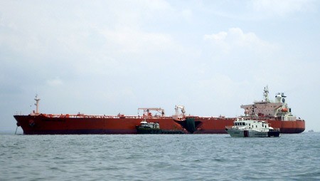 Bea Cukai Gagalkan Penyelundupan BBM Premium di Perairan Kepulau Riau